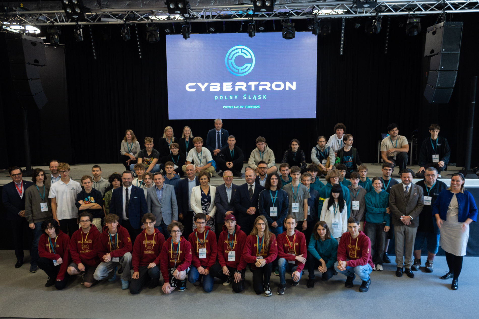 cybertron_2025_konferencja-07.jpg